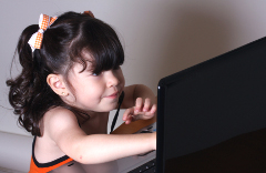 Little-Girl-Computer-Reaching-Kids